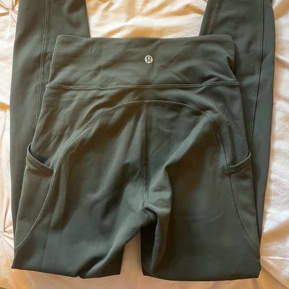 Lululemon Dark Green Wunder Under Leggings - Picture 2 of 3
